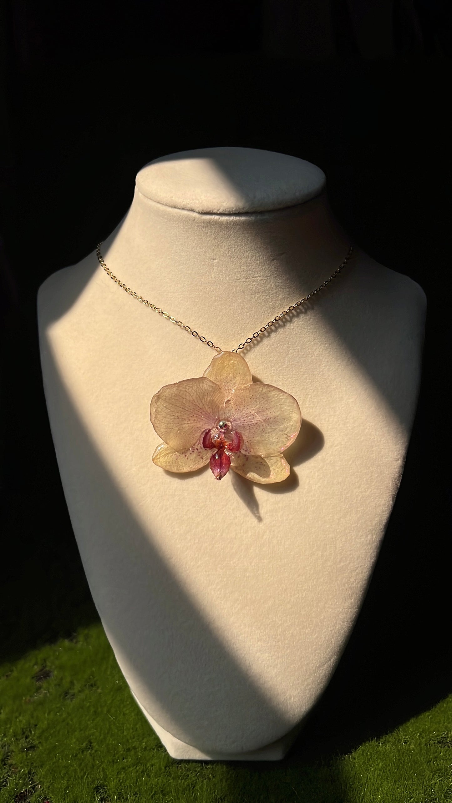 Whimsy Girl Summer Real Orchid Necklace