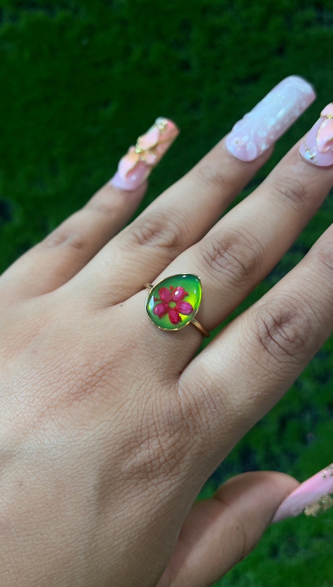 Cosmo & Wanda 2.0 Real Flower Ring