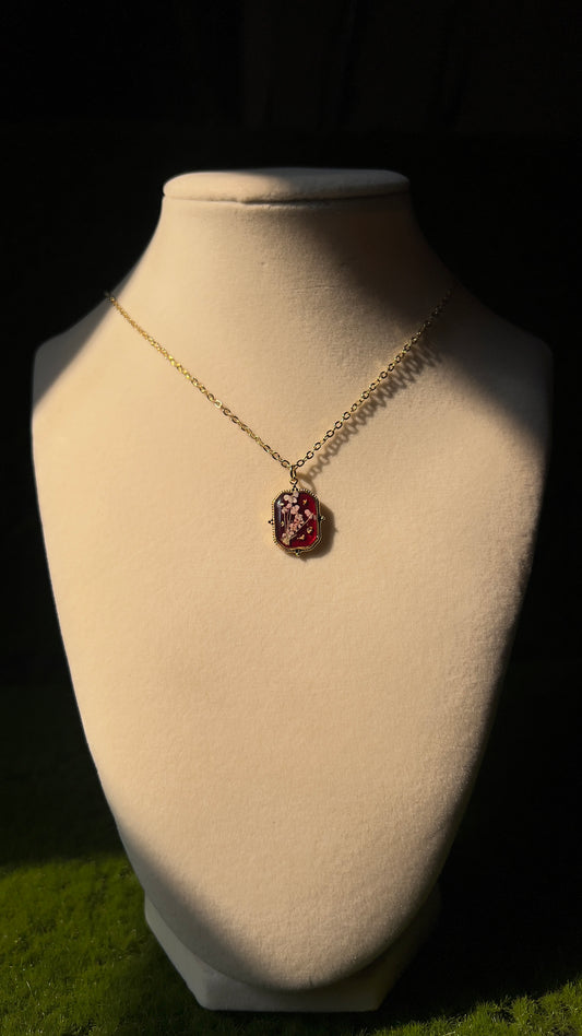 Love Lace Flower Necklace