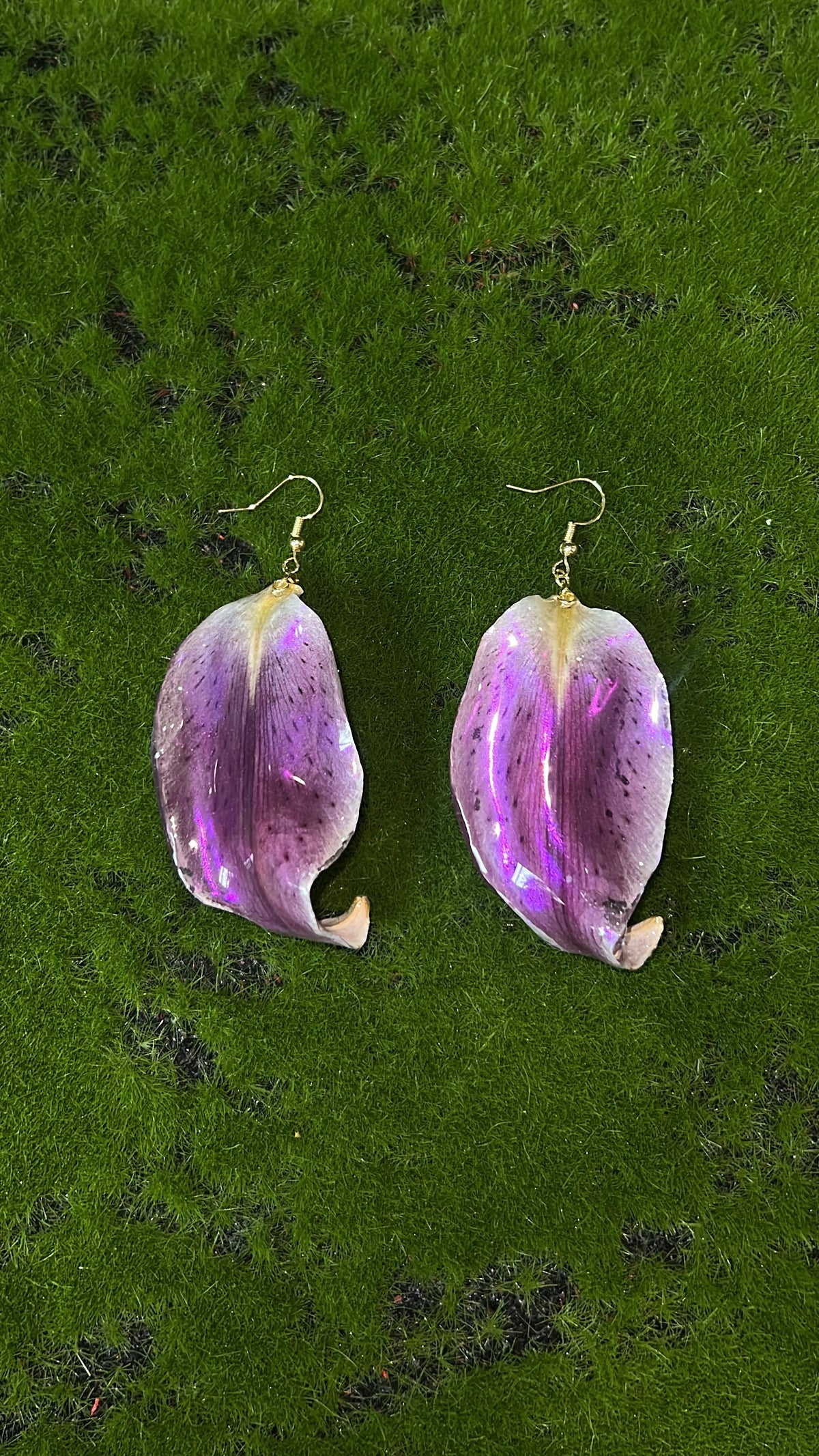 Delilyrious Real Lily Petal Earrings