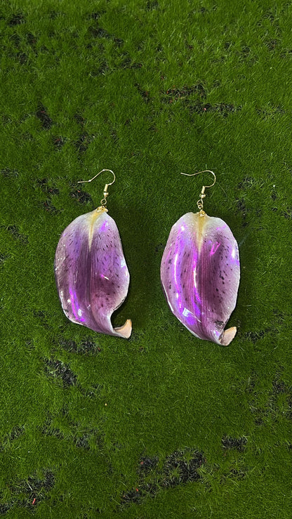 Delilyrious Real Lily Petal Earrings