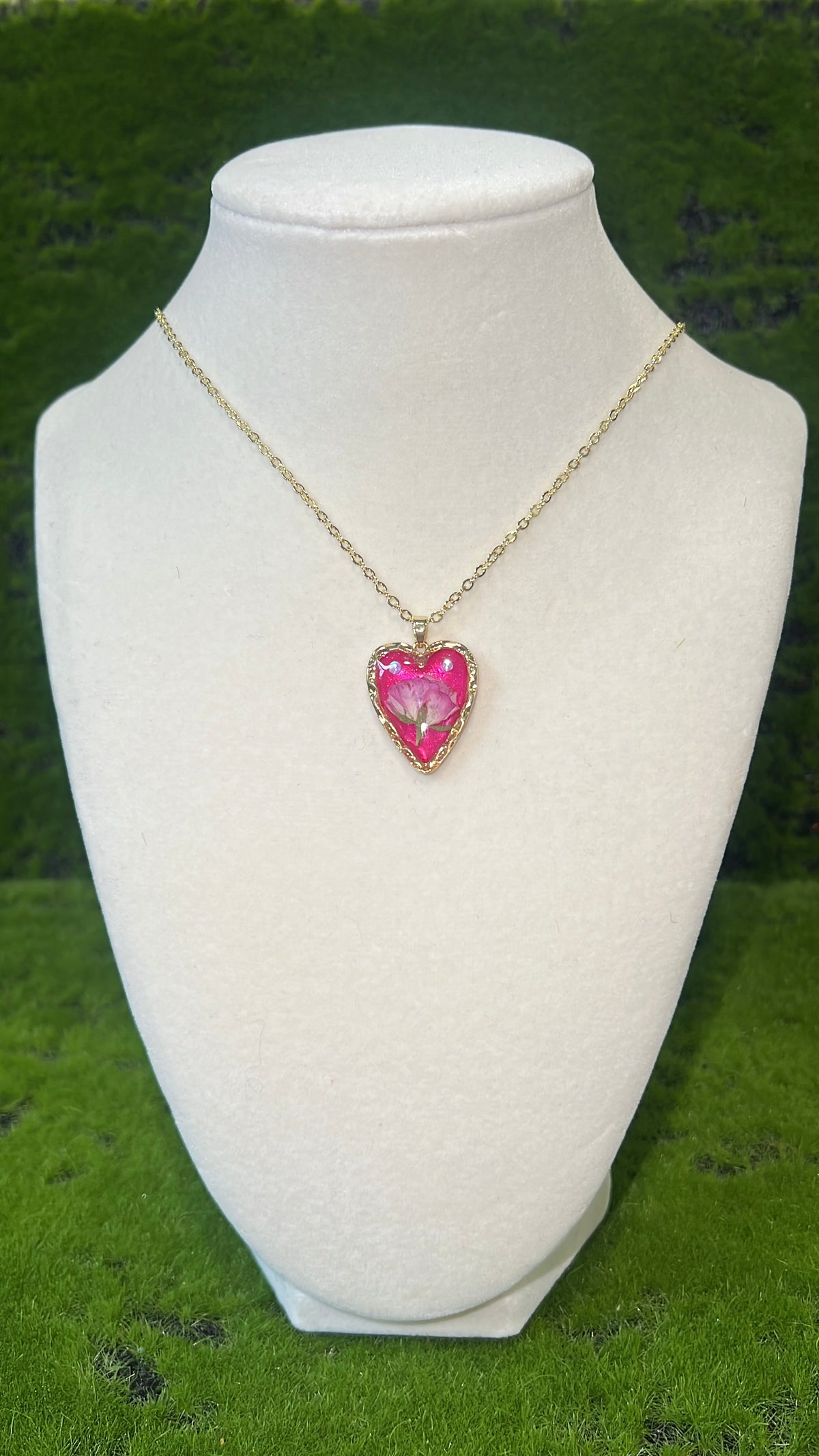 Dreamy Real Flower Heart Necklace