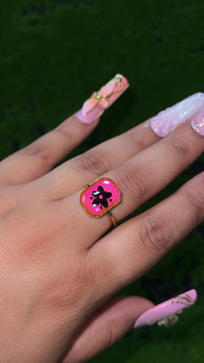 Dark Dolly Real Flower Ring