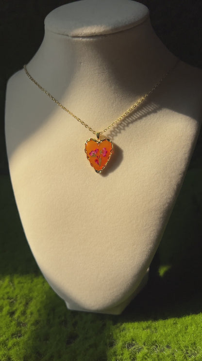 Tropical Gurl Flower Heart Necklace