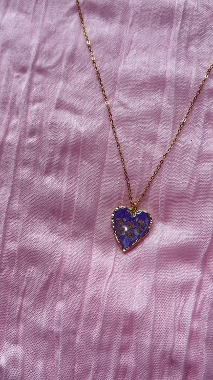 Uva Bombón Heart Necklace